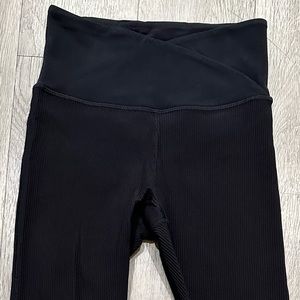 Athleta Cross Band Ribbed Leggings